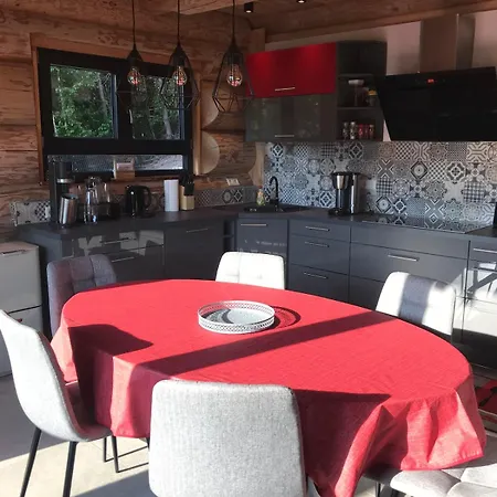 Blockhaus In Herrlicher Umgebung