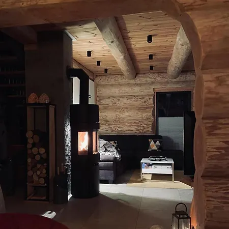 Blockhaus In Herrlicher Umgebung *