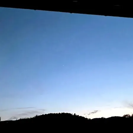 Blockhaus In Herrlicher Umgebung