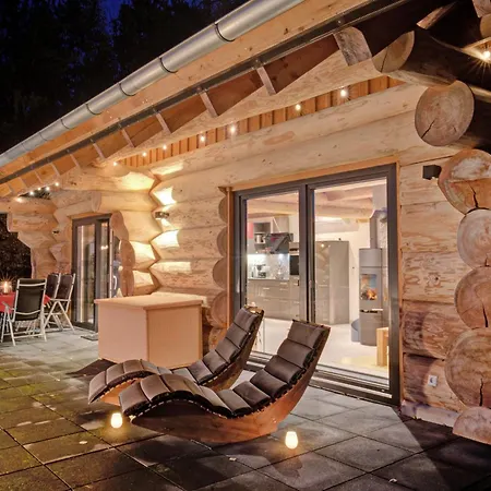 Blockhaus In Herrlicher Umgebung * Darstein