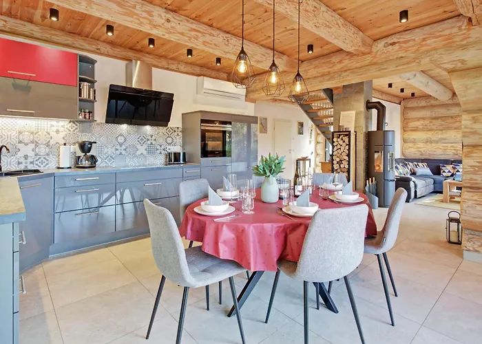 Blockhaus In Herrlicher Umgebung Dom wakacyjny Darstein